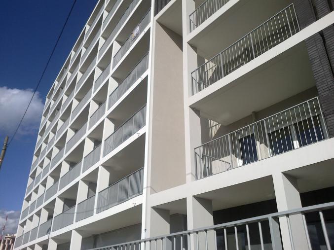 Location garage fermé une place