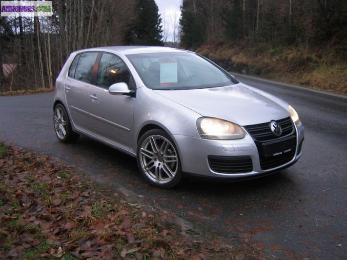 Volkswagen Golf 2.0 TDI 140 ch