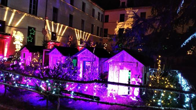 Illuminations fêtes de fin d'année à Roanne