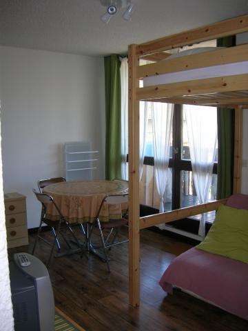 Grans studio proche télécabine