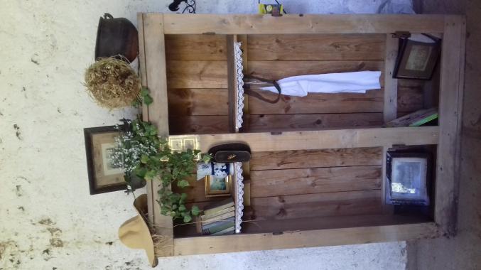 Porte- Habit d'ouvriers Agricoles