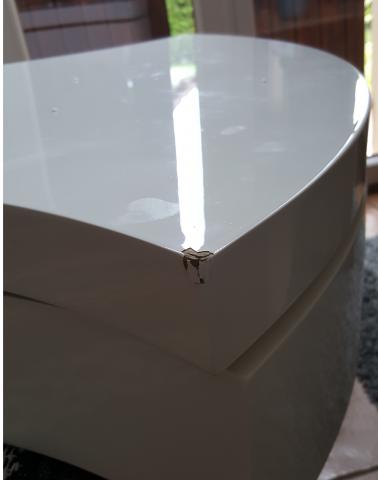 Table basse blanche pivotante / turnaround