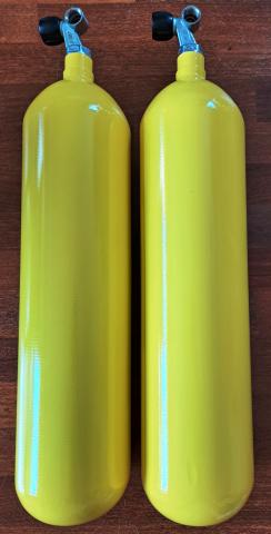 2 bouteilles de plongée Rééprouvées le 10/06/2025