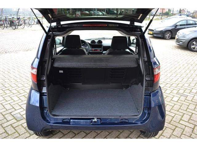 Don de ma voiture sans Permis Microcar Lyra bleu métallisé 4 places