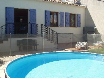 LOCATION VILLA AVEC PISCINE DANS L' HERAULT (34) à 17 km de la mer