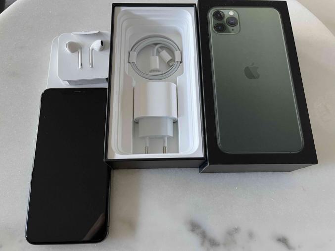 Iphone 11 Pro Max Vert Nuit 64 GO