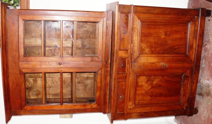 Elégant vaisselier. TB état