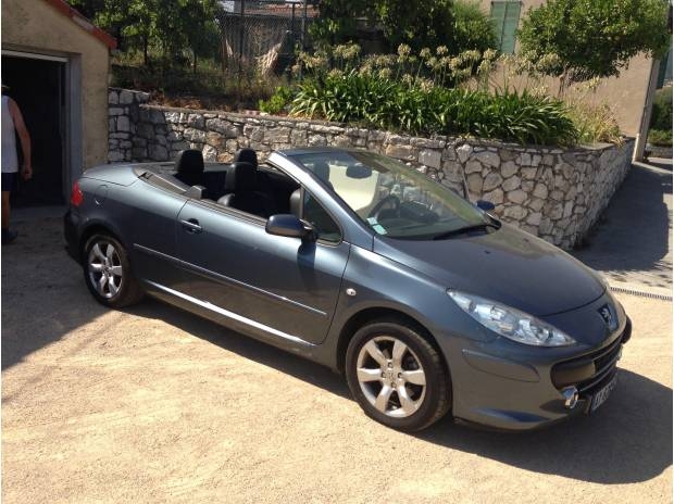 Cède PEUGEOT 307 cc BVA