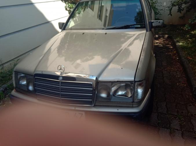 Voiture pour piéces