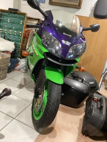 Kawasaki - ZXR - Ninja - 900 cc - 2000