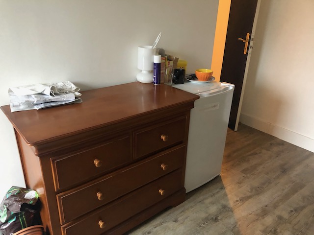 Chambre dans quartier calme