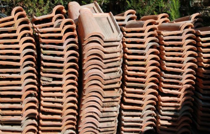 Tuiles Romane Guichard Carvin.