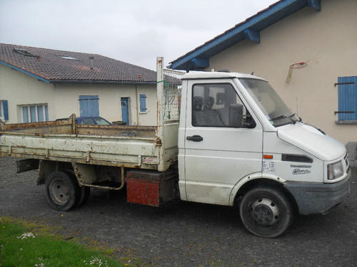 Camion benne IVECO 