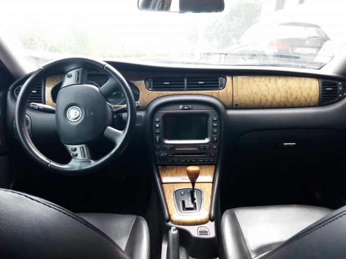 Vends jaguar roule à l'ethanol