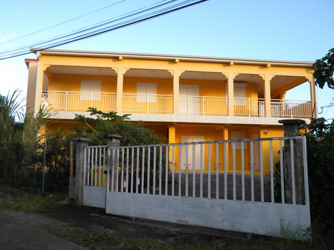 LOCATION VILLA LE ROUCOU