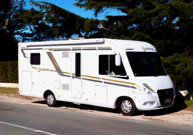 CAMPING CAR BAVARIA INTEGRAL DE 2015  