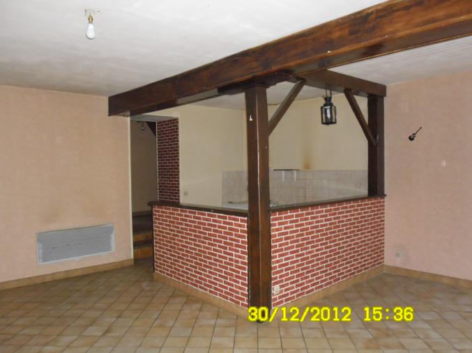 Appt T4 tout confort situé à Monts sur Guesnes