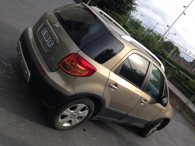 FIAT SEDICI 1.9MULTIJET 120ch-4X4EMOTION-CLIM-6vit