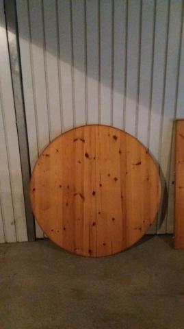 Table ronde en rotin 