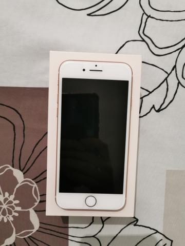 IPHONE 8 64GO OR
