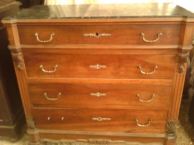 Commode ancienne bon etat