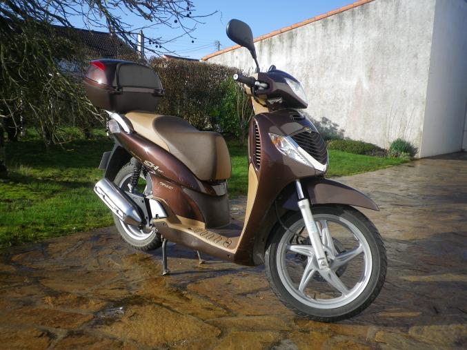 Scooter Honda SHI