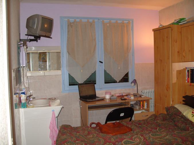 Chambre meublée chez l'habitant