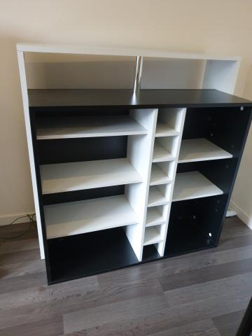 Lit / Matelas / Commode / Table bar