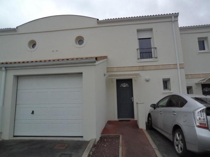 Location maison 4 pièces 92 m²