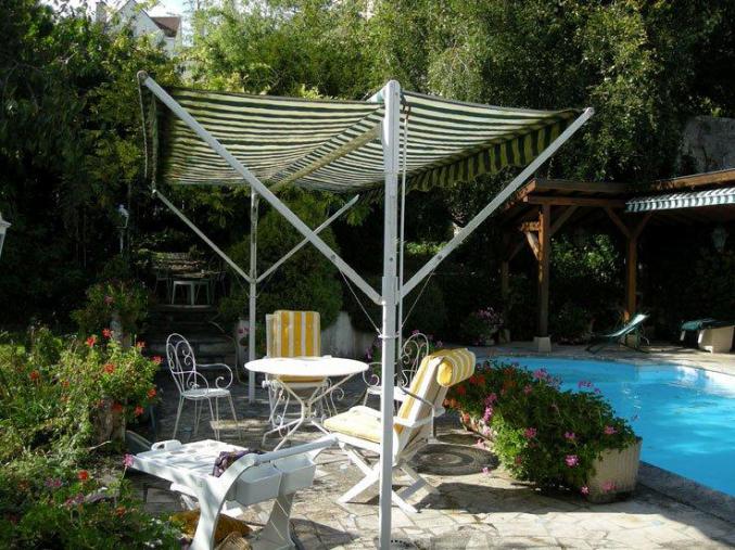 Maison de Maitre/TGV