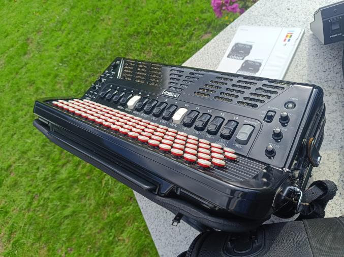 Accordéon numérique Roland FR7-xb