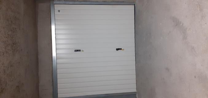 LOUE BOX hypercentre de RAMBOUILLET