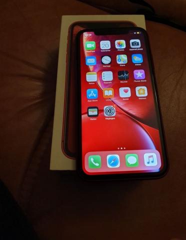 Iphone xr 128 go rouge neuf, débloquer et garantie