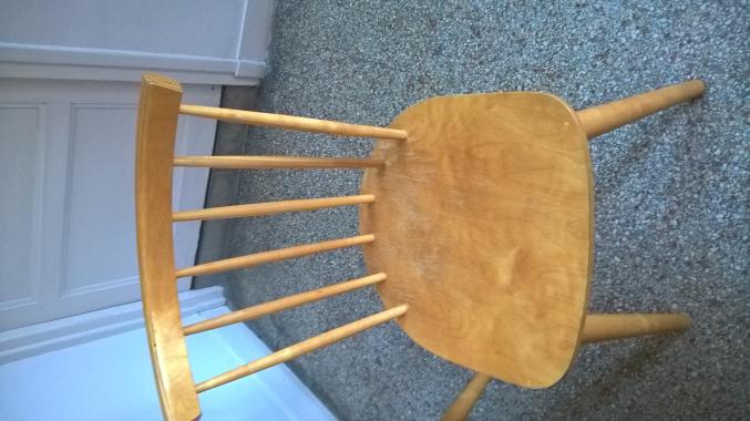 Table Ronde cuisine + 4 chaises en Bois 