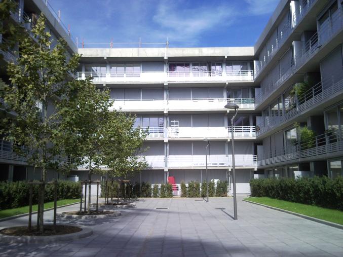 Loue Garage individuel Box fermé dans résidence sécurisée