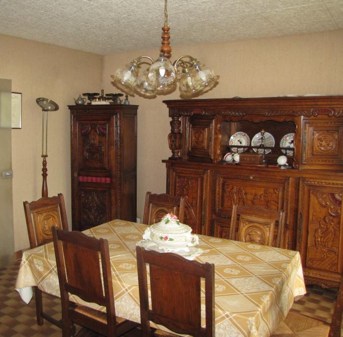 Salle à manger bretonne