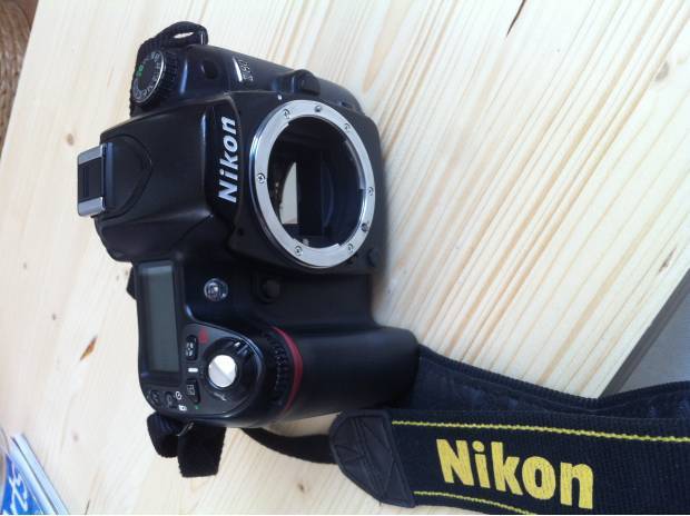 NIKON D80 Reflex 10.2 Mpix - Boîtier nu