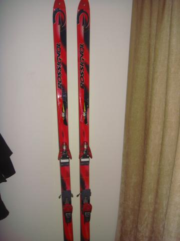 Skis ROSSIGNOL 40V
