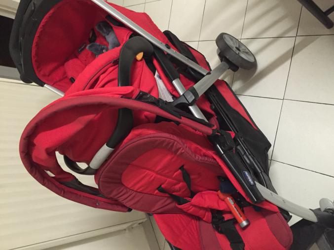 Pousette double chicco