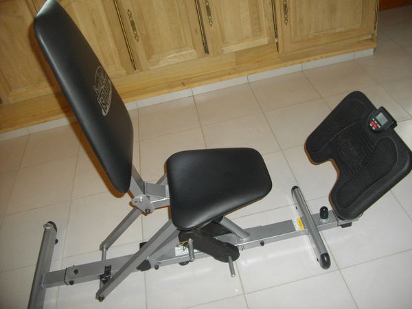 Appareil pour jambes et fessiers