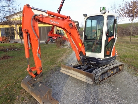 Kubota U 25-3α