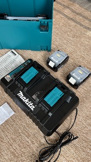 5 MAKITA Double chargeur + 2 Batteries 4AH BL1840B