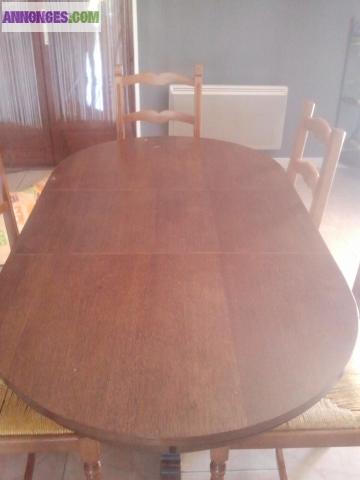 TABLE AVEC 6 CHAISES