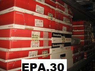 Merci de nous contacter par mail en nous donnant la réf pour les tarifs et la disponibilité