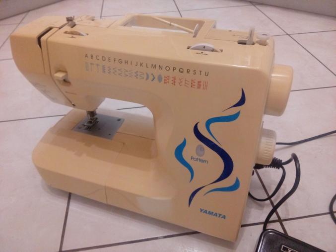 MACHINE A COUDRE