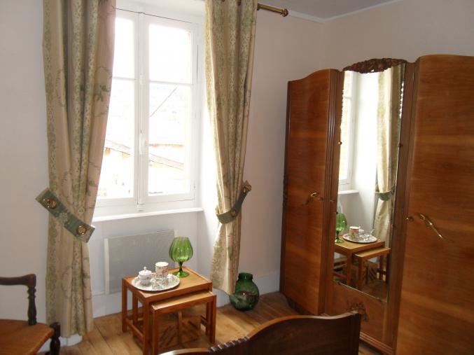 BEAUJOLAIS/LYON Maison de 2 à 8 pers Lac des Sapins