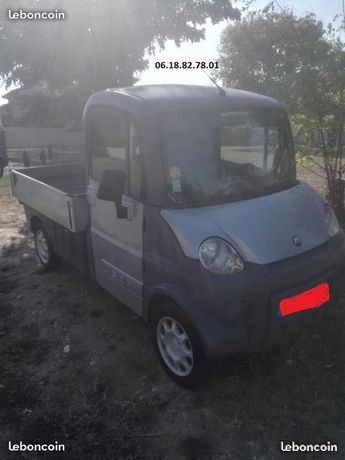 VOITURE SANS PERMIS AIXAM MEGA