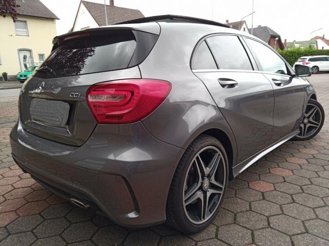 Mercedes Benz A220 CDI AMG LINE