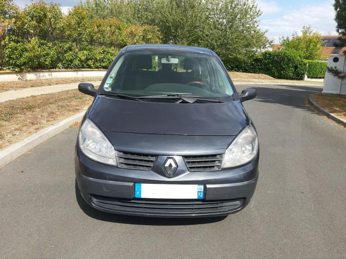Renault Megane Grand Scenic II 1,9 DCI.