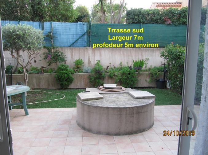 T2 à l'année à HYERES la madrague